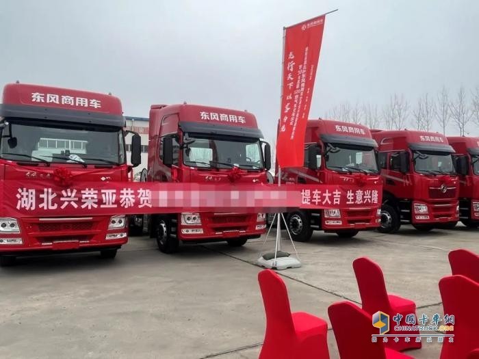 東風(fēng)商用車4月銷量奪冠 東風(fēng)中重卡1-4月市占率第一