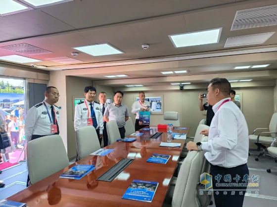 森源鴻馬閃耀第十二屆警用裝備博覽會：詮釋“移動通信指揮車平臺智能制造者”實力