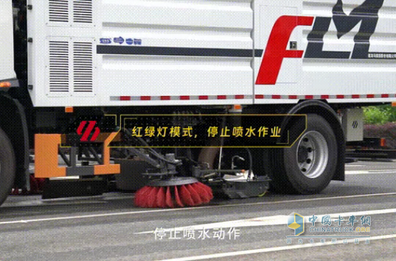 福龍馬集團(tuán)：超高效靜音純電動洗掃車潔凈效率雙在線