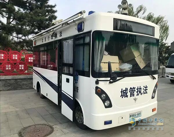 平安不落幕！森源鴻馬移動警務(wù)室以科技之盾守護北京街頭煙火氣