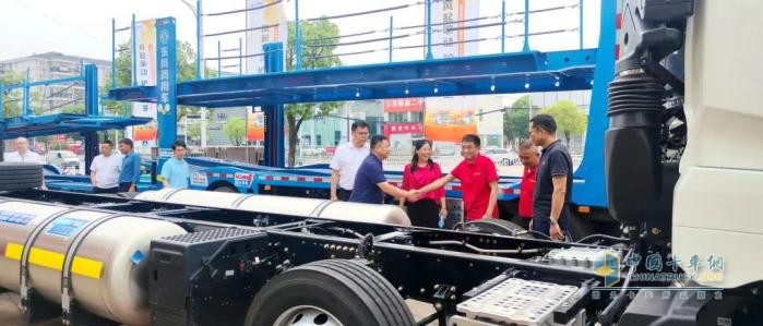 收獲線索600+ 意向訂單300+ 東風商用車轎運大馬力新品全國巡展完美收官