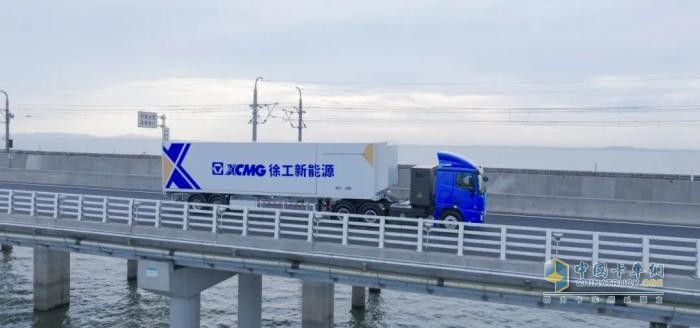 徐工汽車：創(chuàng)新中心舉辦新能源汽車電驅(qū)動(dòng)技術(shù)交流會(huì)