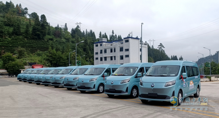 圖雅諾大V助力湖南古丈往返吉首“易搭快車”服務(wù)，全面打造旅客品質(zhì)之旅！