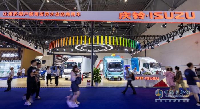 綠擎智享 鈴創(chuàng)未來！慶鈴五十鈴多款精品車型亮相第二十五屆重慶車展
