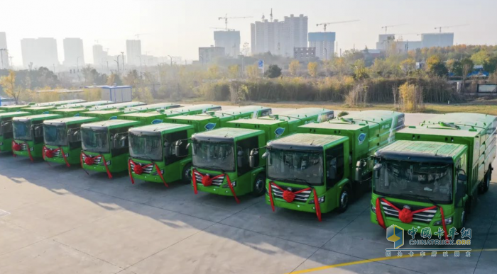鄭州第1300輛氫燃料電池車輛運營啟動 “氫”風正綠大中原！