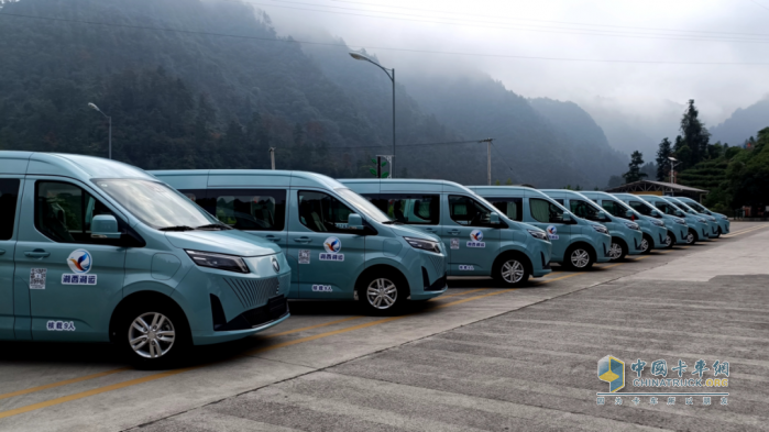 圖雅諾大V助力湖南古丈往返吉首“易搭快車”服務(wù)，全面打造旅客品質(zhì)之旅！