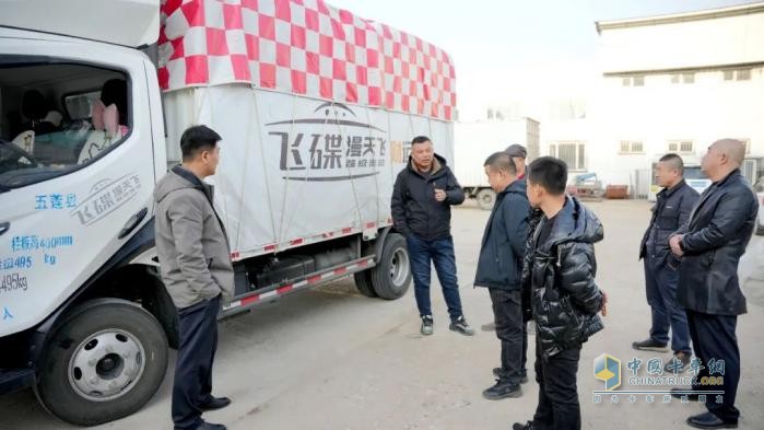 飛碟漫天飛財(cái)運(yùn)滿滿 · 車友會(huì)：一場(chǎng)“車輪上的故事會(huì)”，燃爆草原！