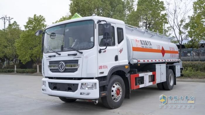 深發(fā)展，廣開拓 東風輕型車專用產(chǎn)品創(chuàng)新功