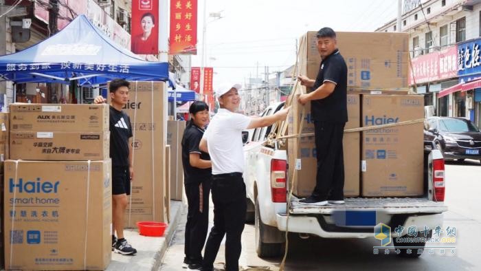 “東風(fēng)輕型車 百縣千鎮(zhèn)大巡游”精彩啟幕 首站商丘戰(zhàn)績(jī)赫赫