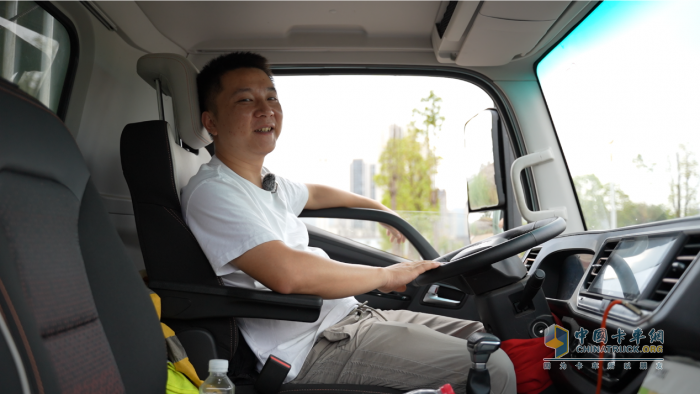 即舒適又賺錢，奧鈴玉兔Ⅲ自動(dòng)擋成余龍工作和享受的平衡點(diǎn)
