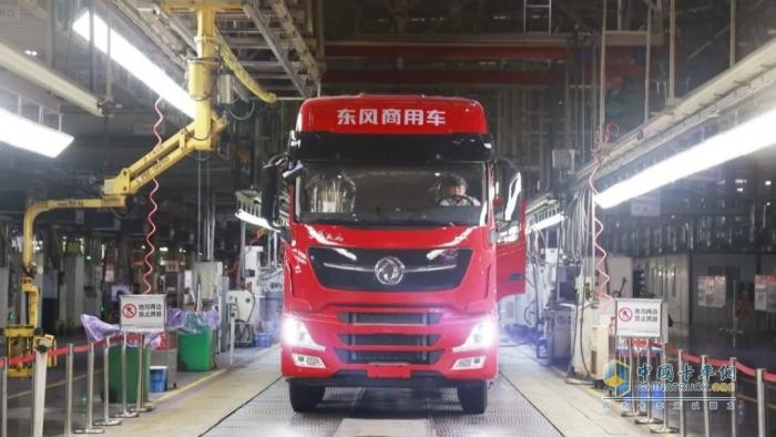 東風(fēng)商用車：又是TA們！這波流量TA們值得擁有