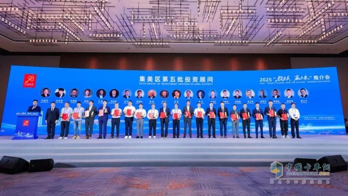 三連擊動(dòng)作顯示 速豹科技正在加速跑