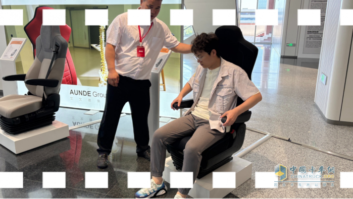 伊思靈華泰解放青汽技術(shù)展：創(chuàng)新座椅，共筑商用車新體驗(yàn)