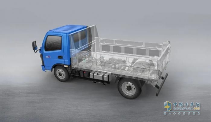 飛碟汽車(chē)加強(qiáng)西南地區(qū)營(yíng)銷(xiāo)工作 小工程自卸（金牛）系列產(chǎn)品強(qiáng)勢(shì)推進(jìn)