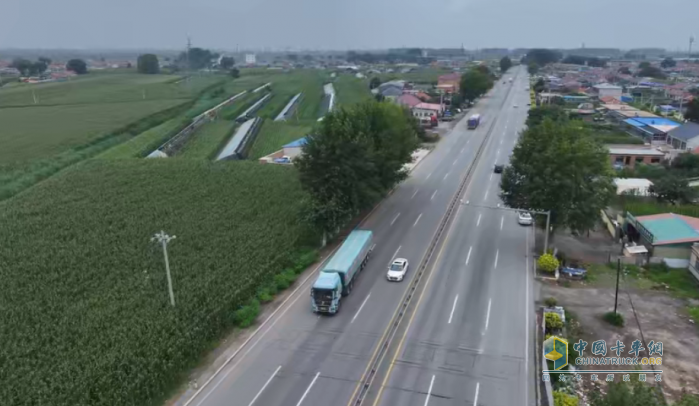 強(qiáng)動力，低氣耗！陜汽德御Q300S：跑得快，省得多