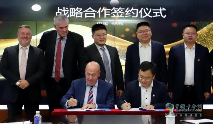 新突破！一汽解放與澳大利亞經(jīng)銷商簽署合作備忘錄