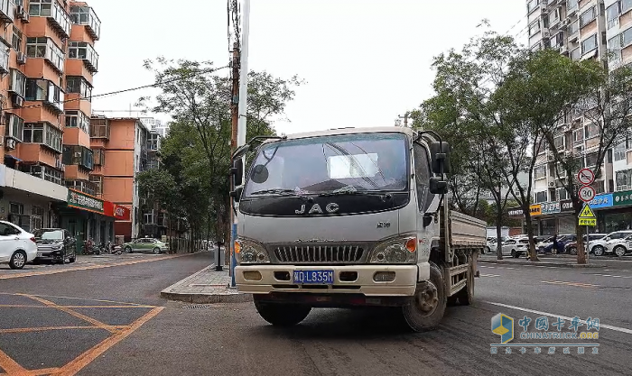 從康鈴H1到康鈴H6，趙軍濤完成了貨運(yùn)生涯的傳承與堅(jiān)守