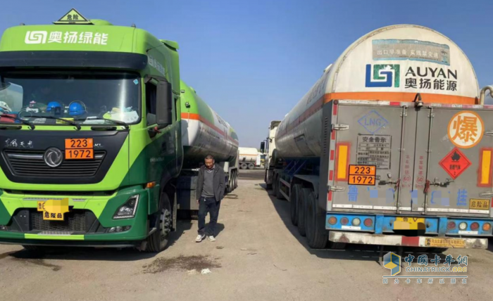 濰坊市啟用新版危險(xiǎn)品道路運(yùn)輸車輛標(biāo)志