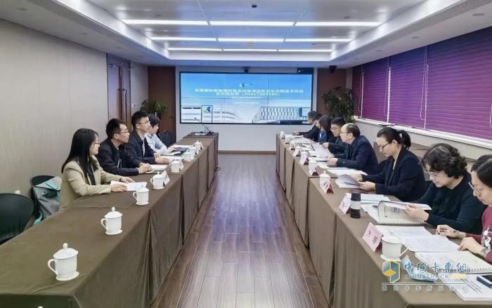 上海市首批燃料電池環(huán)衛(wèi)車示范項目順利通過驗收