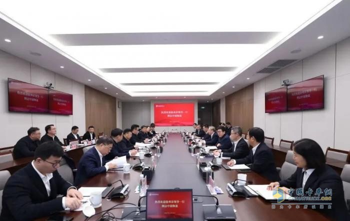 共建綠色智慧物流體系，徐工集團(tuán)與中國物流簽署戰(zhàn)略合作協(xié)議