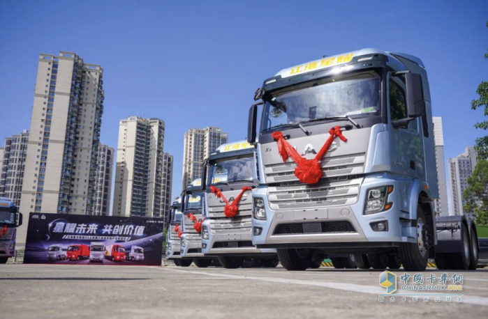 一舉交付30臺！ 江淮星耀X5 LNG牽引車搶灘西南 三大優(yōu)勢搶眼