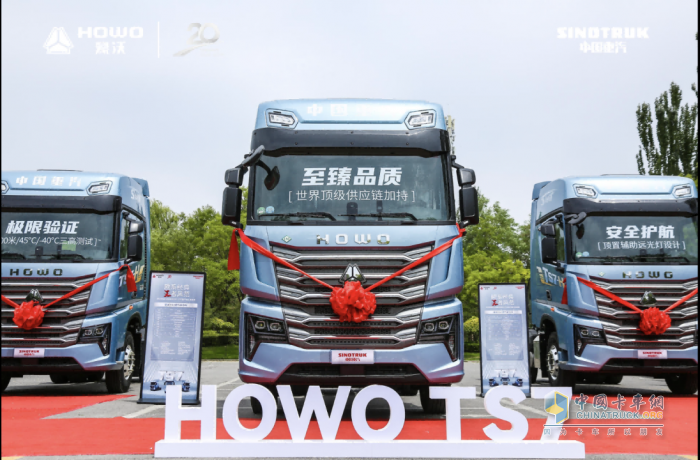 中國重汽7月逆勢領跑，衛(wèi)冕銷冠再續(xù)榮耀
