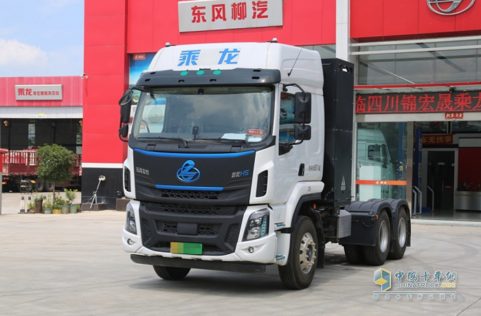 電量升至600度，乘龍H5大電量牽引車震撼登場