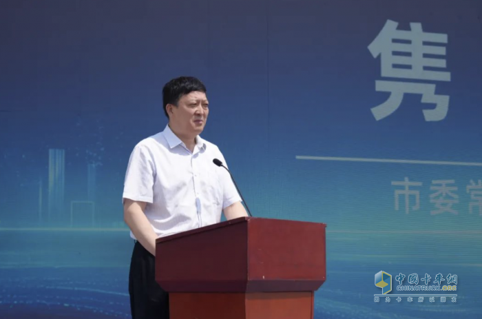 DeepWay新能源重卡星途完成首批100臺(tái)交付并簽訂500臺(tái)訂單！