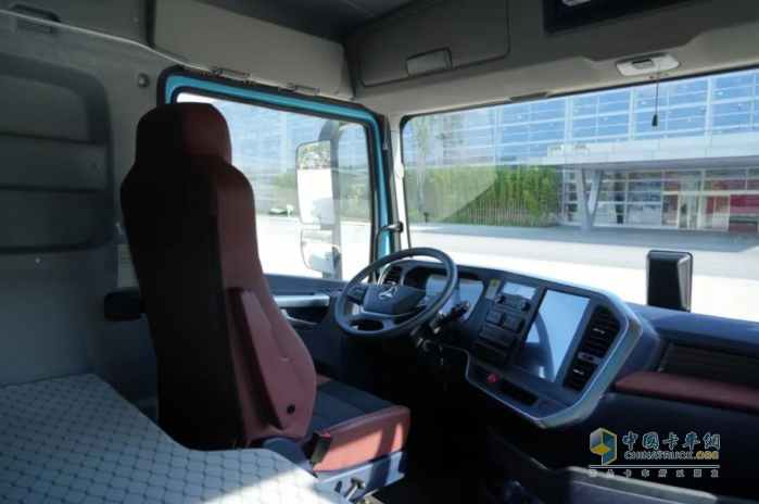 江山SE系列車型即將量產(chǎn)！三一重卡重新定義新能源重卡2.0時(shí)代