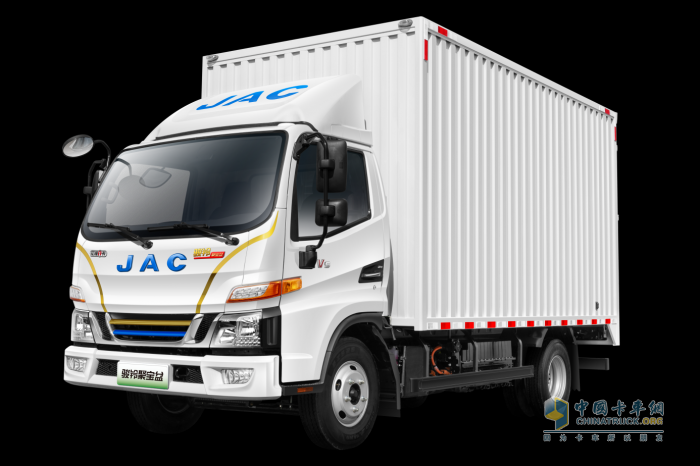 特價(jià)車、0利息、2000元油卡，江淮1卡超級(jí)會(huì)員日豪禮相送助創(chuàng)富