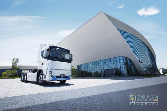 開啟新能源重卡架構(gòu)造車時代，遠(yuǎn)程星瀚推出用戶零負(fù)擔(dān)解決方案