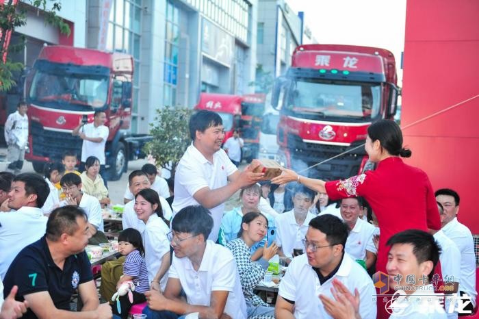 激情狂歡 燃動昆明，乘龍家宴掀起創(chuàng)富浪潮