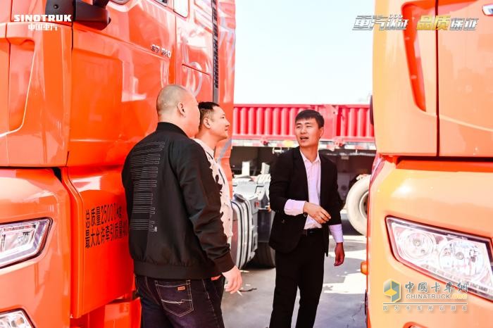 重汽認證·品質保證 中國重汽二手車品牌店落子河南