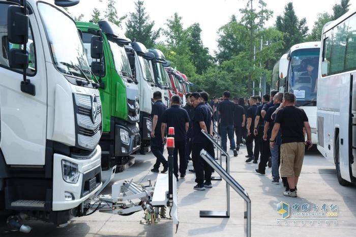 新啟航 新征程 新未來 歐曼專用車業(yè)務(wù)戰(zhàn)略研討會(huì)京圓滿召開