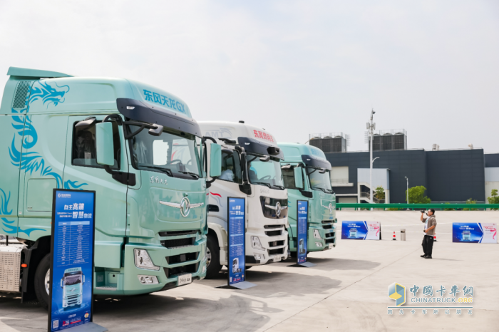 重新定義中國(guó)高端重卡！東風(fēng)商用車Hi-Truck高端車家族發(fā)布