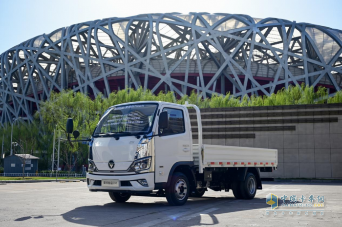 開(kāi)卡車也能守護(hù)藍(lán)天？看奧鈴智藍(lán)如何讓綠色物流落地生根