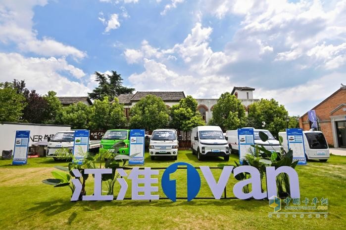 Van寶路冷藏車：雙車出擊，破局城配冷鏈三大頑疾