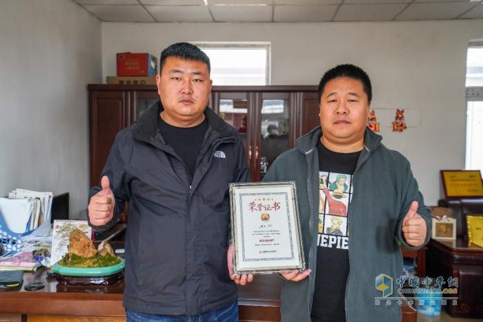 200萬公里有多遠？對董總來說，是他和乘龍的6年