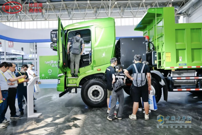 新品解析，科技賦能 比亞迪商用車閃耀2023北京道展