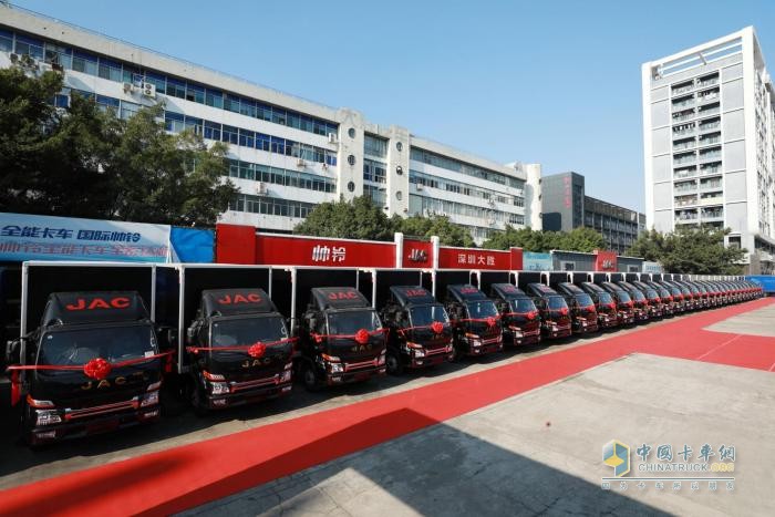 從城際到最后一公里 江淮1卡全程護(hù)航“雙十一”運(yùn)輸高峰！