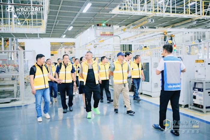 現(xiàn)代商用車用心服務(wù) 助力行業(yè)高效運(yùn)輸