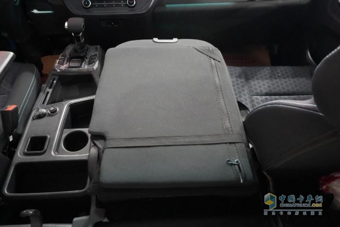 快上車！歐馬可智藍(lán)混動(dòng)房車帶你開啟無憂之旅！