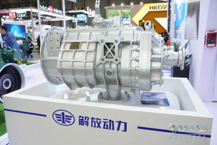 解放動力重磅亮相bauma工程機械展