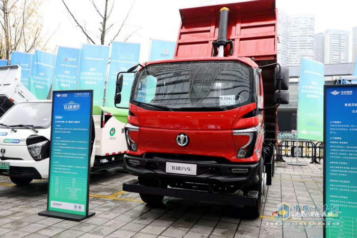 不參與內(nèi)卷 飛碟汽車(chē)有什么底氣來(lái)迎接2025年的挑戰(zhàn)？