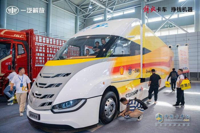 溫情與榮耀并進，一汽解放2024品牌之路繁花滿徑