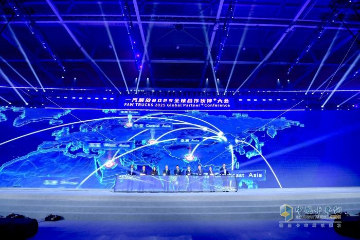 溫情與榮耀并進，一汽解放2024品牌之路繁花滿徑