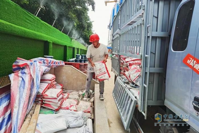 不想打工了怎么辦？廣西北海劉老板選擇江淮1卡駿鈴，生活大變樣
