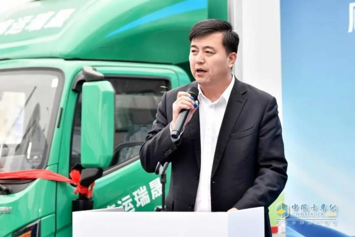 時(shí)代新能源冷鏈運(yùn)輸車首批交付廊運(yùn)集團(tuán)—市場(chǎng)佳績(jī)彰顯時(shí)代新能源產(chǎn)品實(shí)力