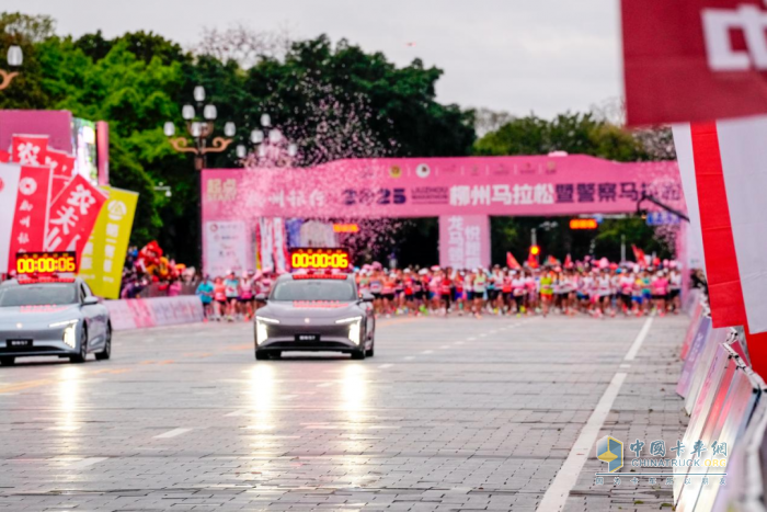乘龍向上 共赴星海，乘龍跑團(tuán)2025柳州馬拉松激情開跑