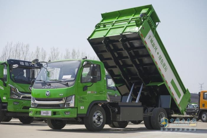 純電工程車(chē)表現(xiàn)如何？瑞沃金剛S3 EV續(xù)航長(zhǎng)、路權(quán)廣、能下地庫(kù)動(dòng)力強(qiáng)